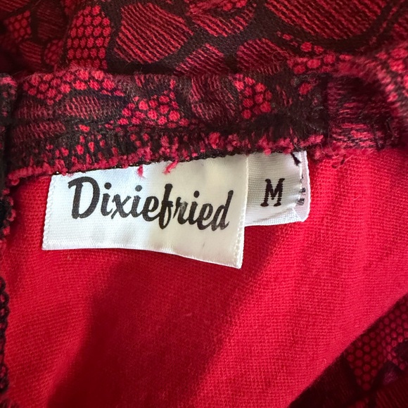 DIXIEFRIED Pinup Retro Red with Black Lace Print Pencil/Wiggle Dress - Picture 6 of 7